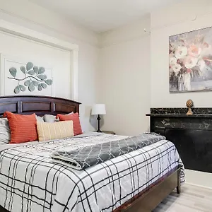 m1-central-location-in-the-fan-free-parking.top-richmond-hotels.com/